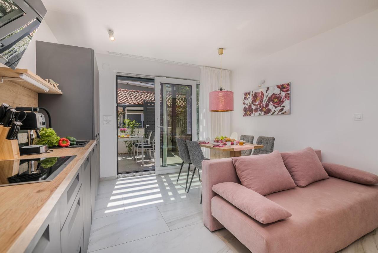 Modern Apartments Elle Malinska 반타치치 외부 사진