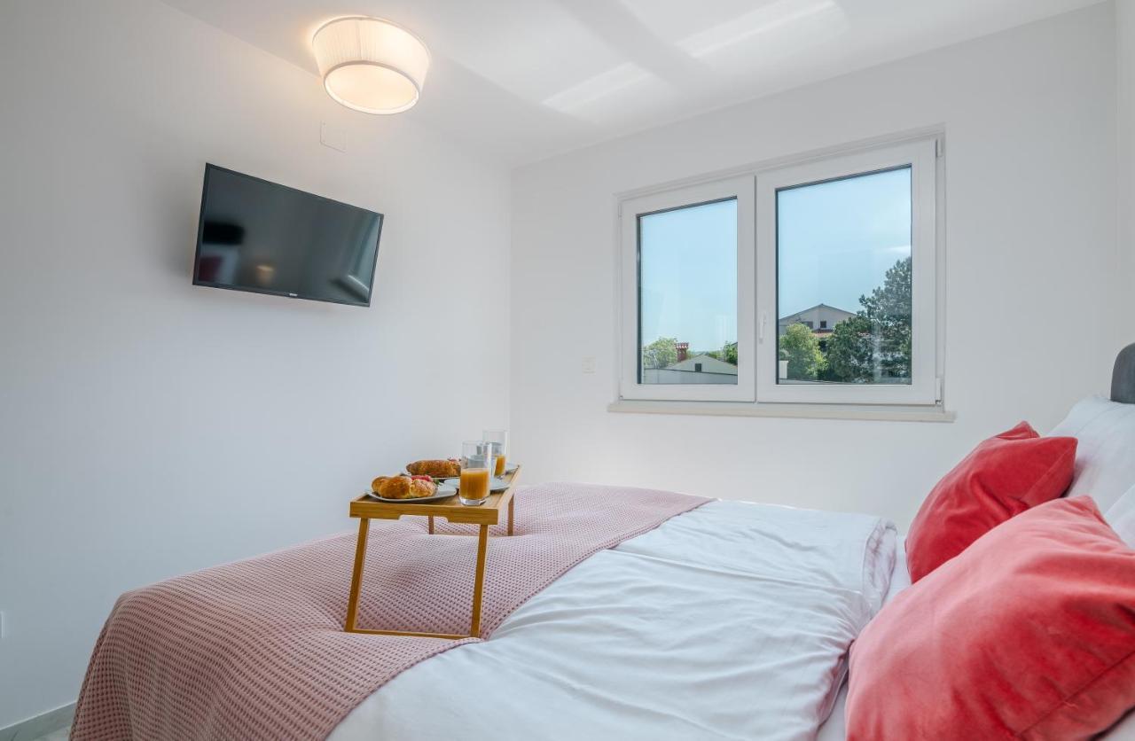 Modern Apartments Elle Malinska 반타치치 외부 사진