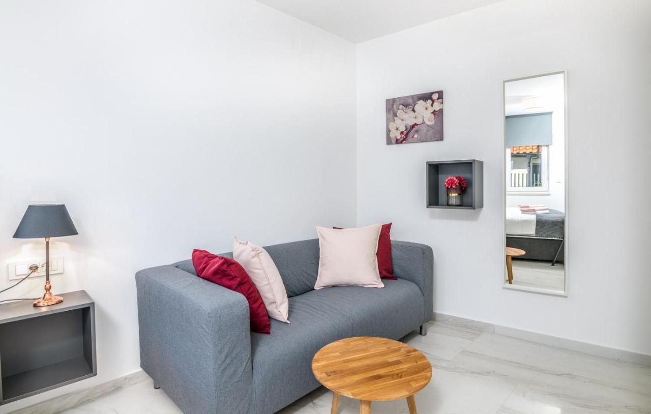 Modern Apartments Elle Malinska 반타치치 외부 사진